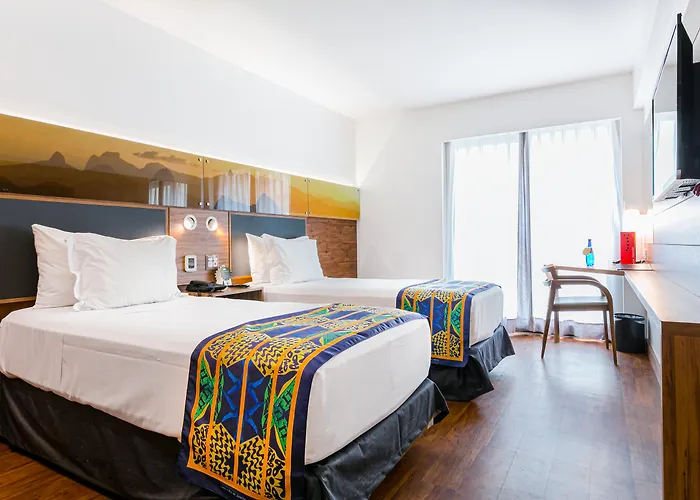 Arena Leme Hotel