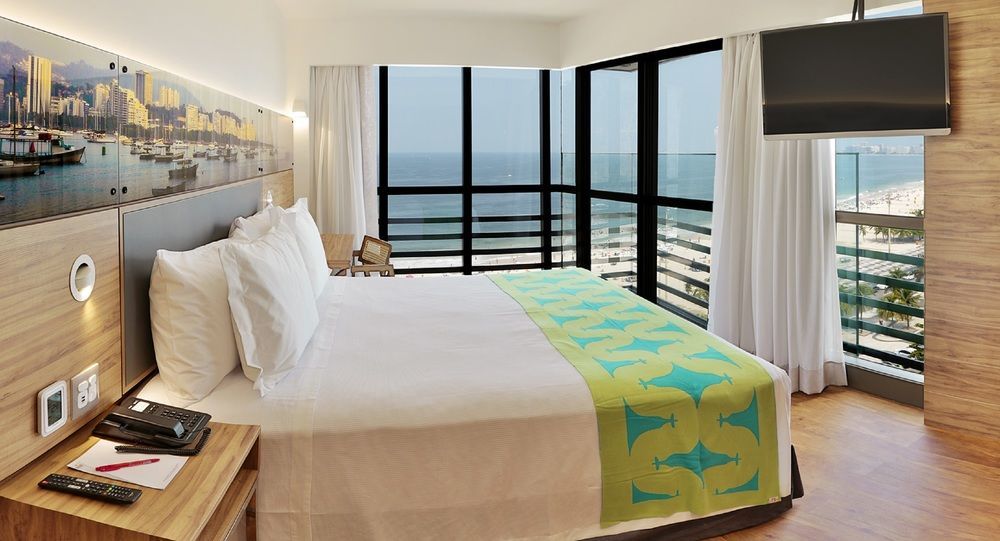Arena Leme Hotel