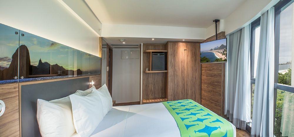 Arena Leme Hotel