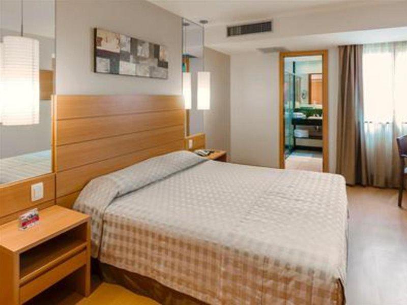 Arena Leme Hotel 4*